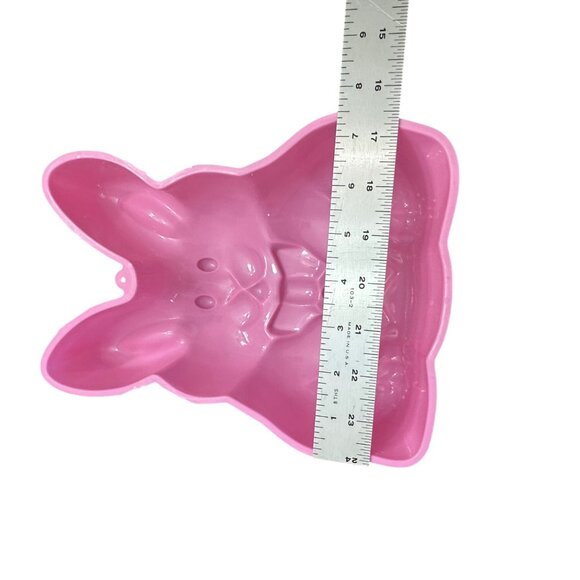 Jello Mould Bunny Easter Pink Plastic 9.5 x 7.5 Rabbit - Picture 4 of 7